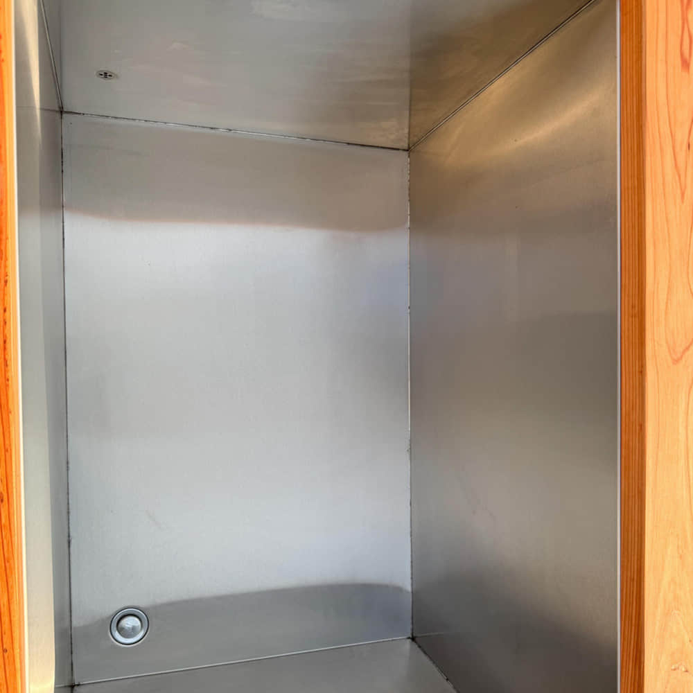 Outdoor family custom cold water spa bath.