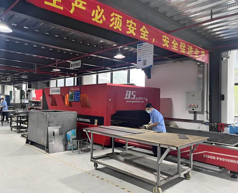 Machining workshop display