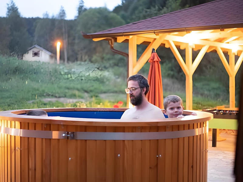 Sauna vs Hot Bath: Unwinding in Different Ways